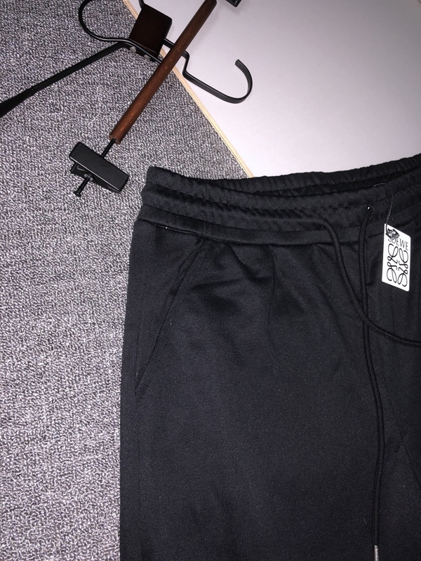 ブランドハーフパンツ角部分ディテール